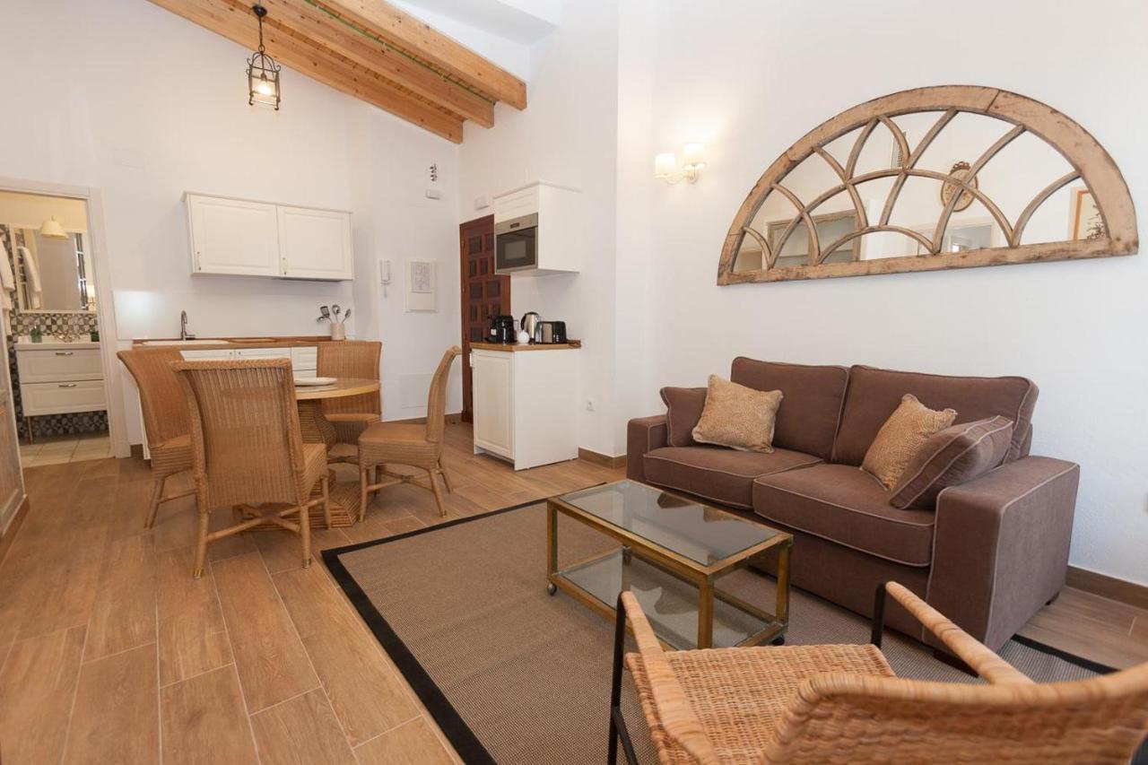 Апартаменты Patios De La Riva Херес-де-ла-Фронтера Экстерьер фото